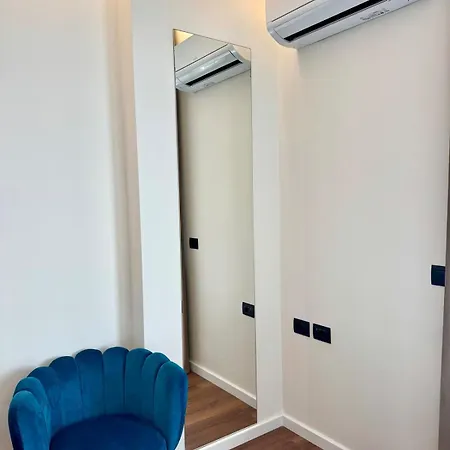 Luxury Near & Grand Park * Tirana