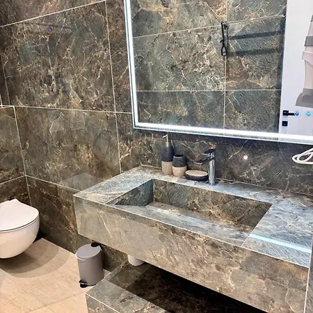 Lejlighed Luxury Near & Grand Park