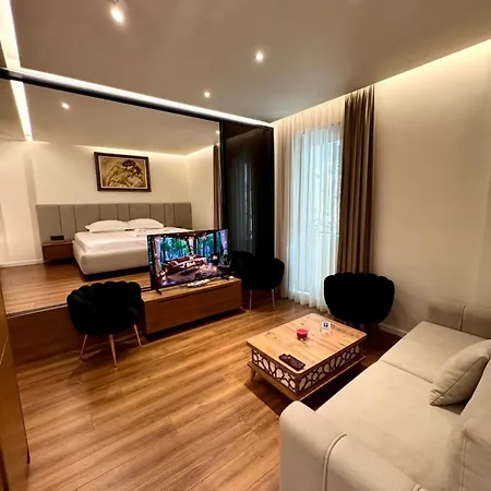 Lejlighed Luxury Near & Grand Park