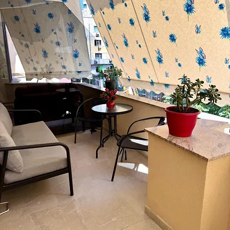 Luxury Near & Grand Park Appartement Tirana