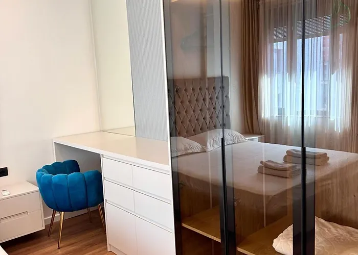 Apartament Luxury Near & Grand Park Tirana