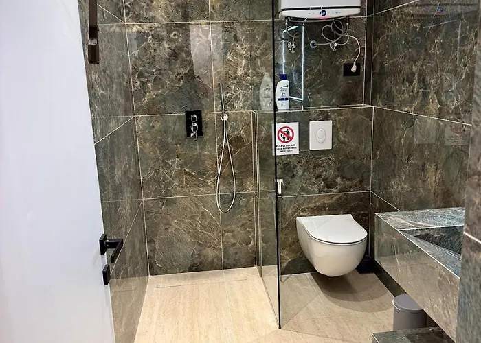 Luxury Near & Grand Park Apartament