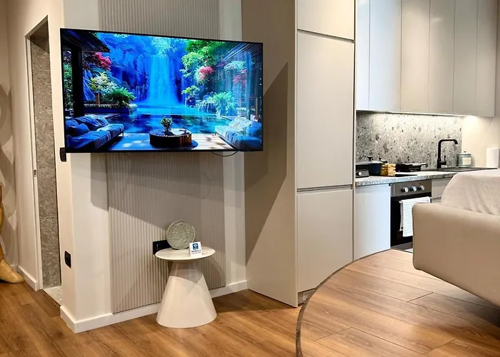 Luxury Near & Grand Park *