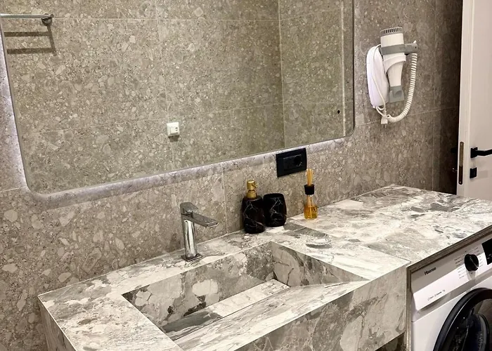 Luxury Near & Grand Park Apartament