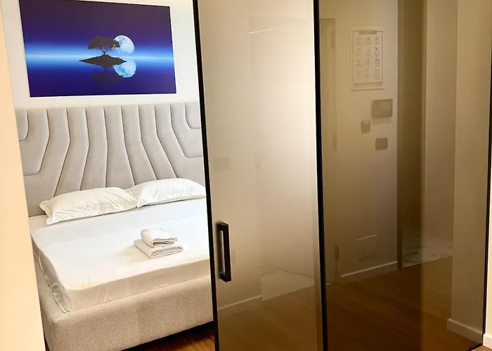 Luxury Near & Grand Park *