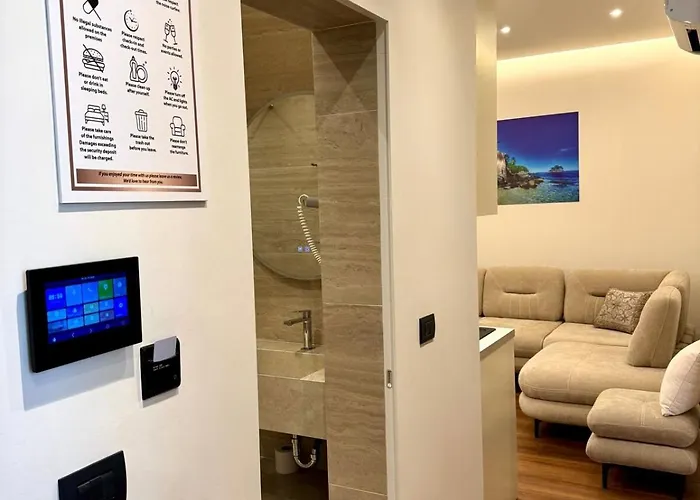 Luxury Near & Grand Park Tirana