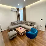 Luxury Near & Grand Park Apartment