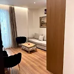Luxury Near & Grand Park Tirana