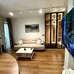 Luxury Near & Grand Park * Tirana