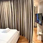 Apartment Luxury Near & Grand Park Tirana
