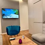 Luxury Near & Grand Park Apartment *