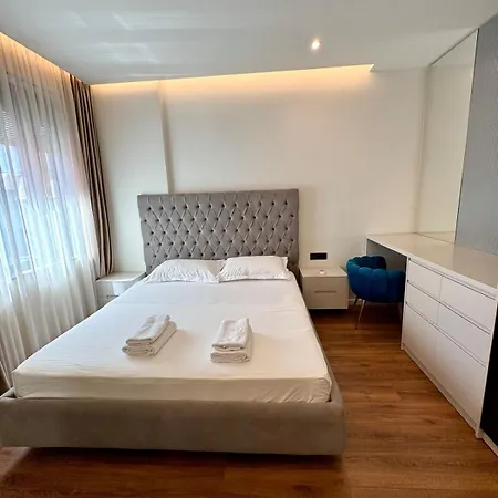 아파트 Luxury Near & Grand Park