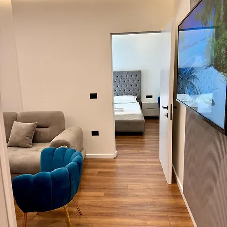 Luxury Near & Grand Park *