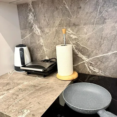 Luxury Near & Grand Park Tiran