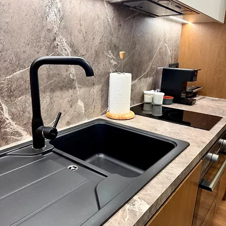 Daire Luxury Near & Grand Park *