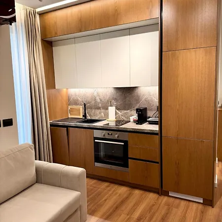 Apartman Luxury Near & Grand Park Tirana