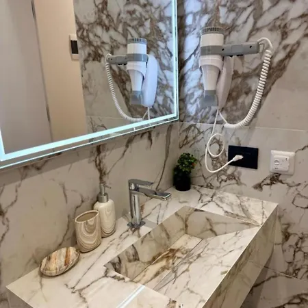 Luxury Near & Grand Park * Tiran