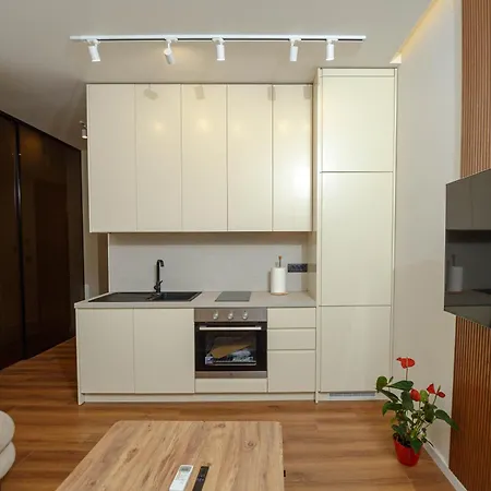 Luxury Near & Grand Park Daire