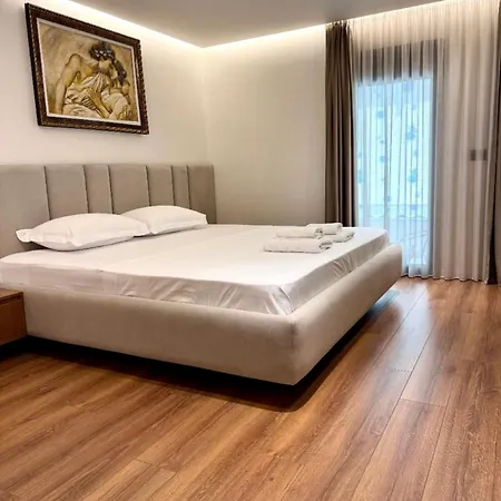 Luxury Near & Grand Park Tirana