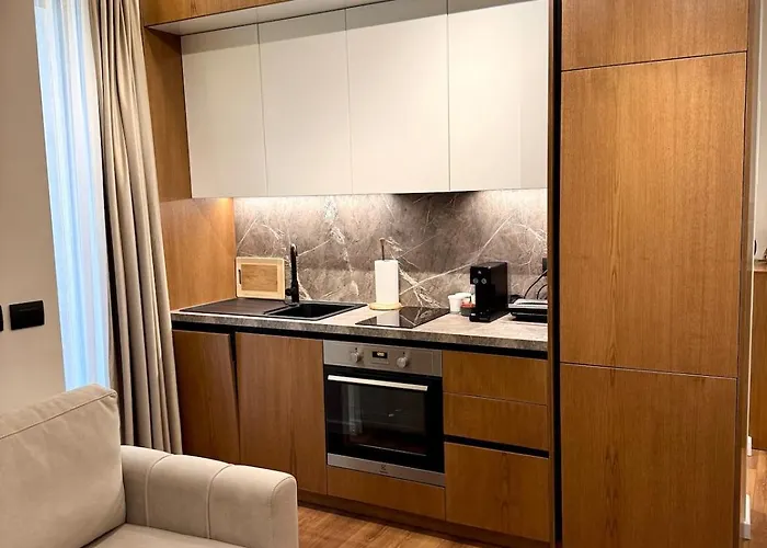 Lägenhet Luxury Near & Grand Park Tirana