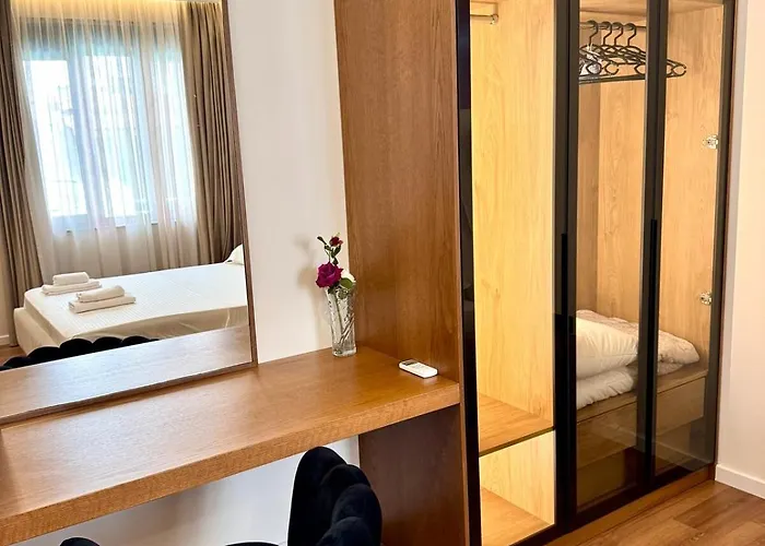 Luxury Near & Grand Park *